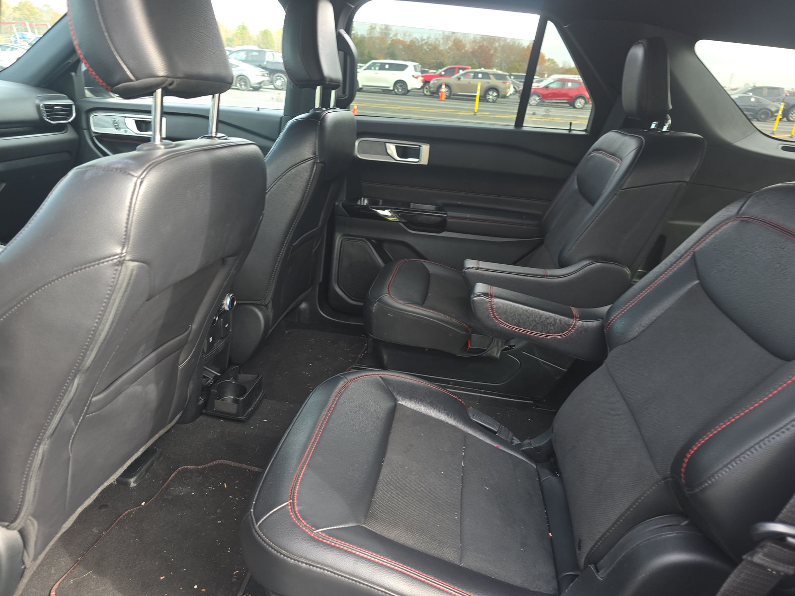 2024 Ford Explorer ST-Line FWD