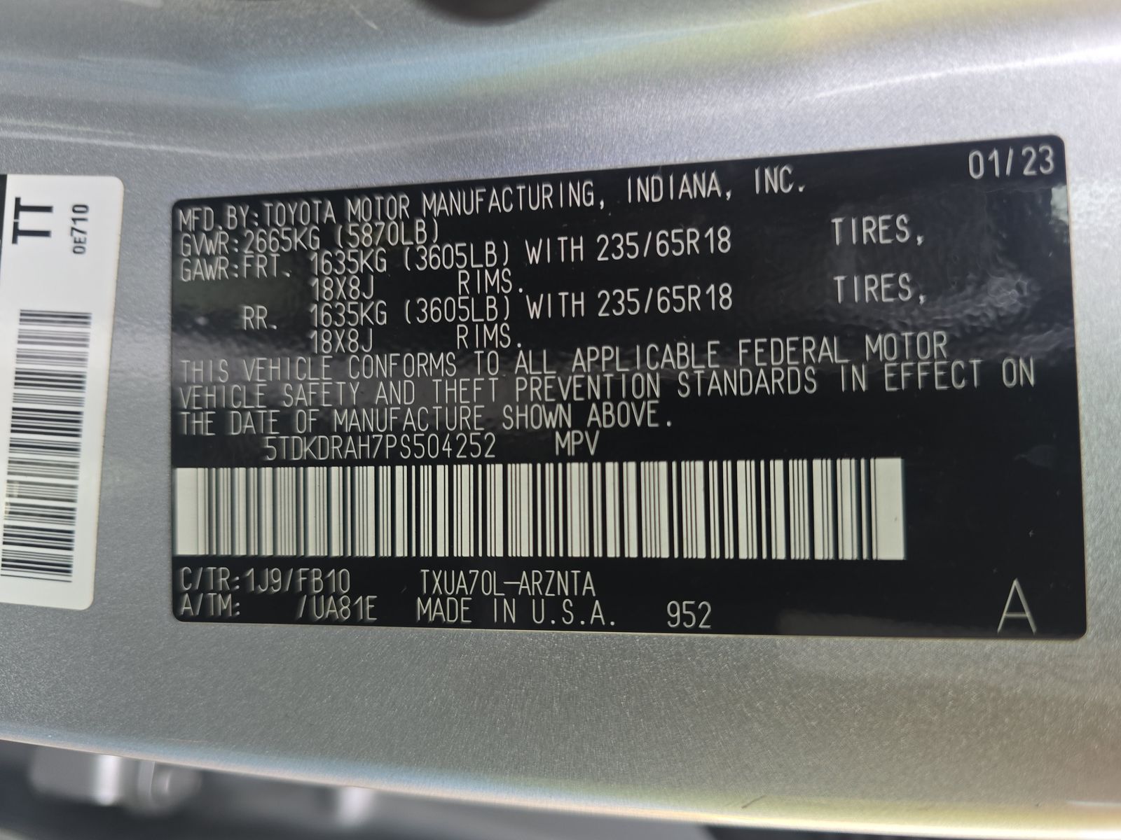 2023 Toyota Highlander LE FWD