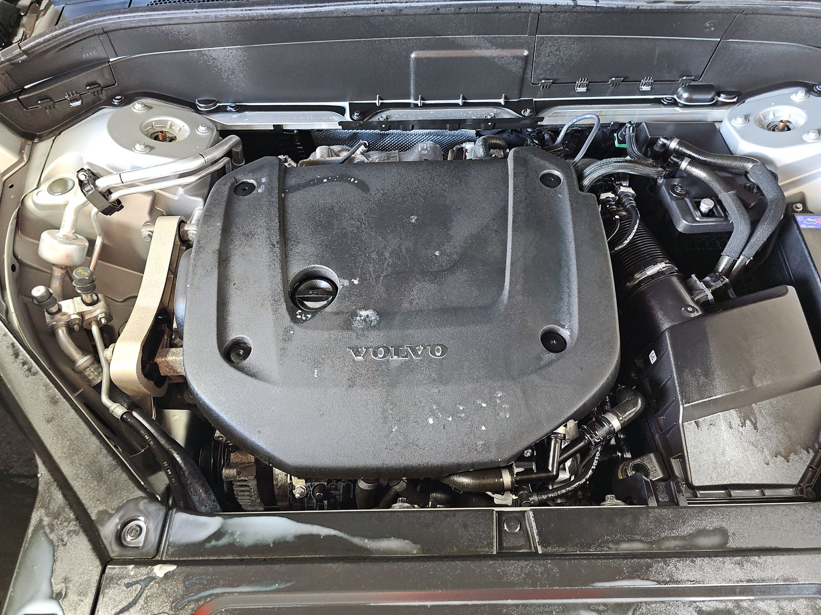 2023 Volvo XC90 B6 Plus AWD