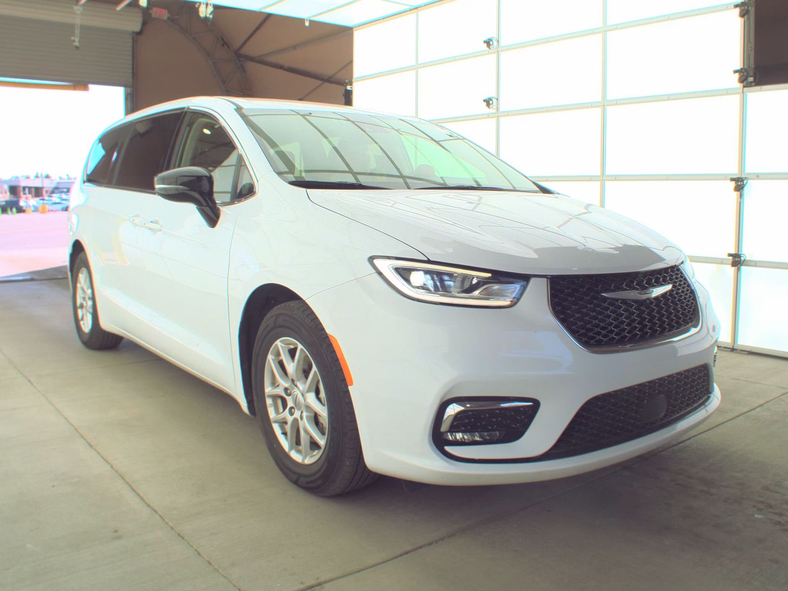 2024 Chrysler Pacifica Touring L FWD