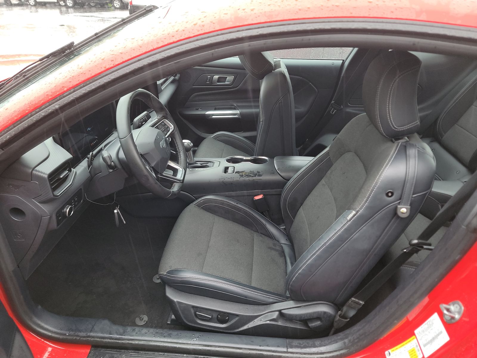 2024 Ford Mustang EcoBoost RWD