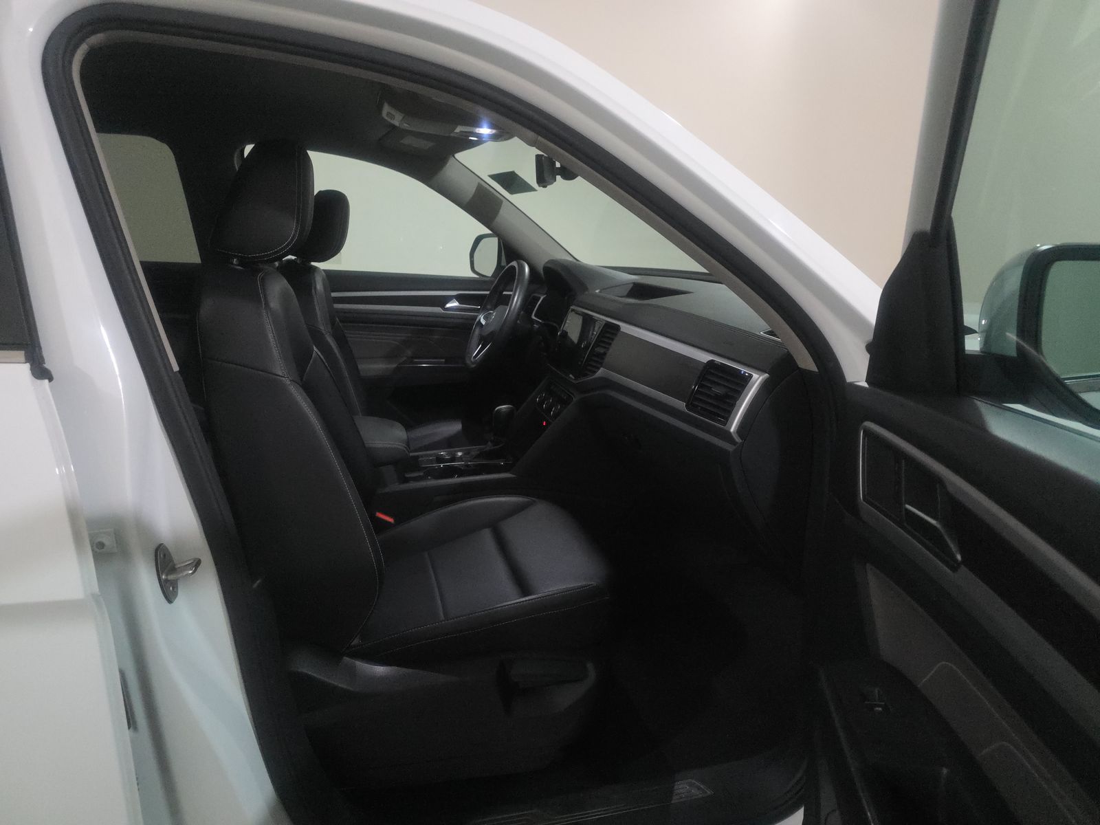 2023 Volkswagen Atlas 3.6L SE AWD