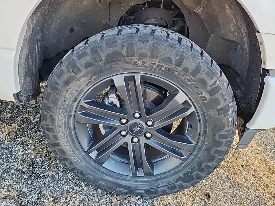 2023 Ford F-150 Lariat AWD