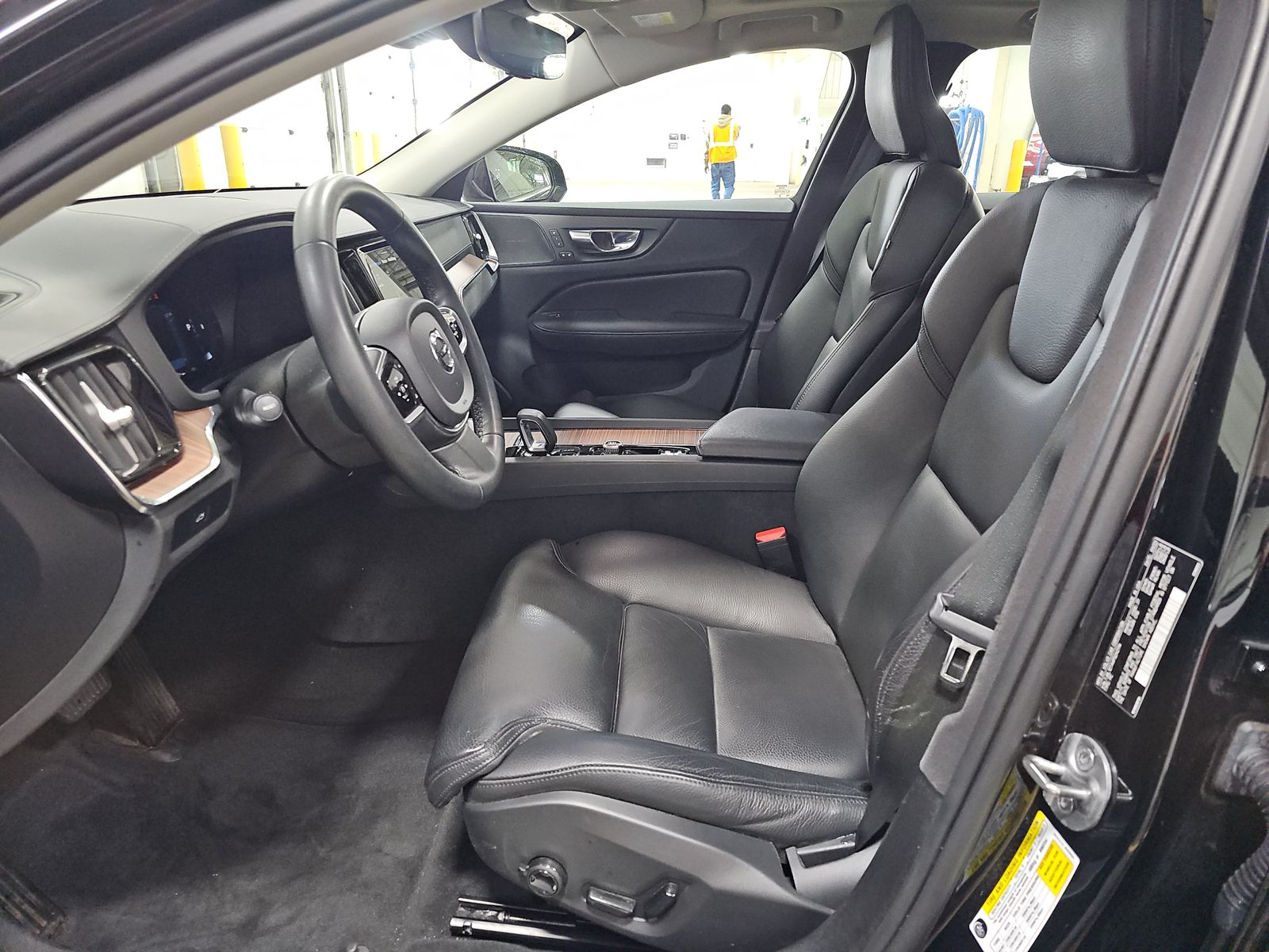 2023 Volvo S60 B5 Ultimate AWD