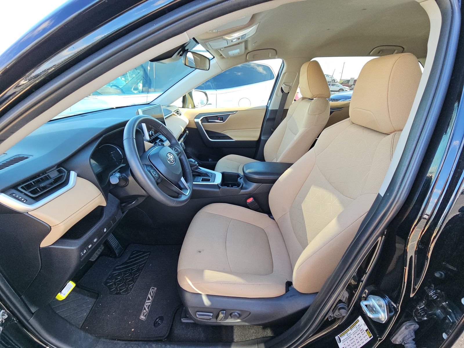 2024 Toyota RAV4 XLE AWD