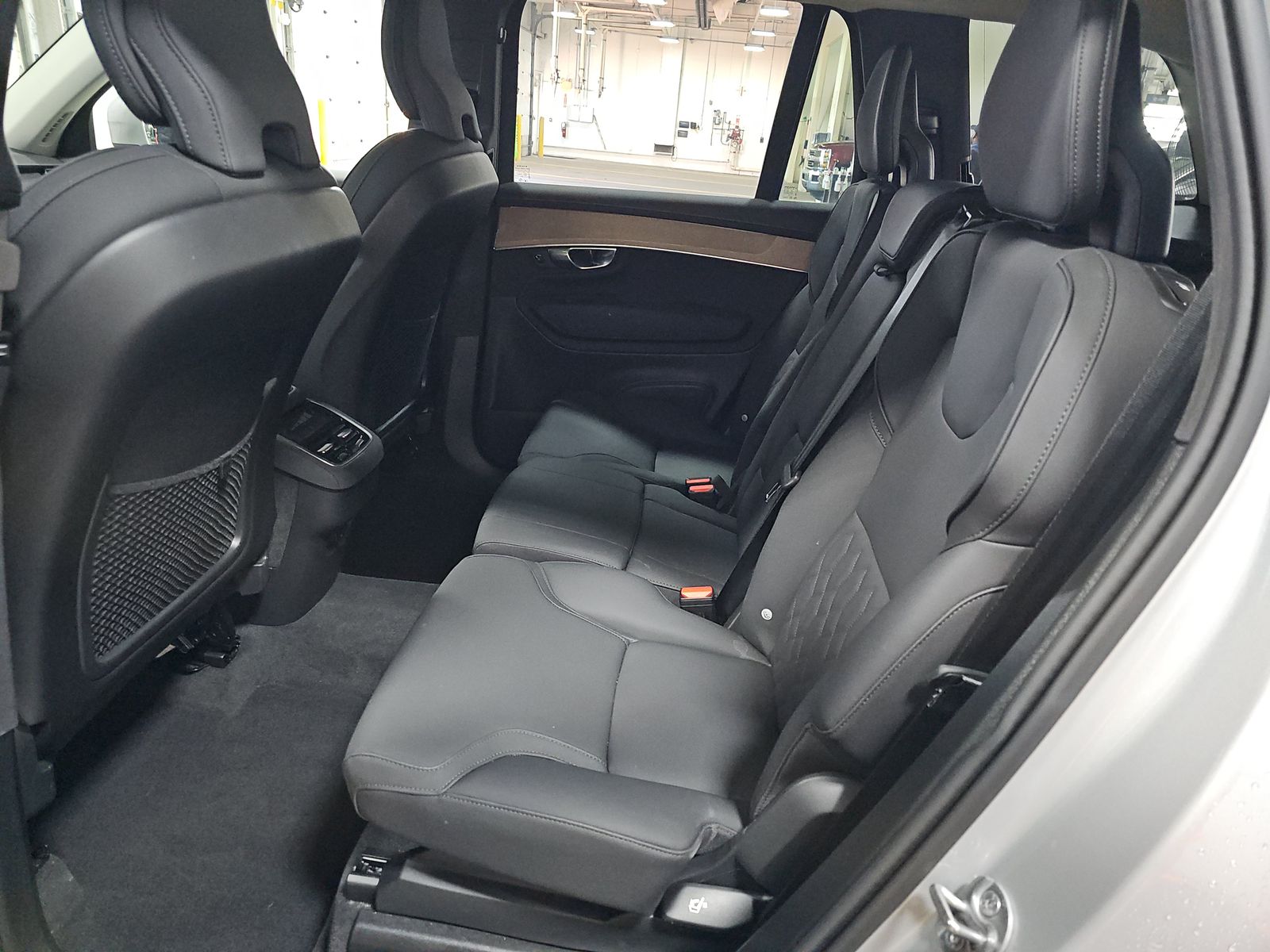 2025 Volvo XC90 B6 Plus AWD