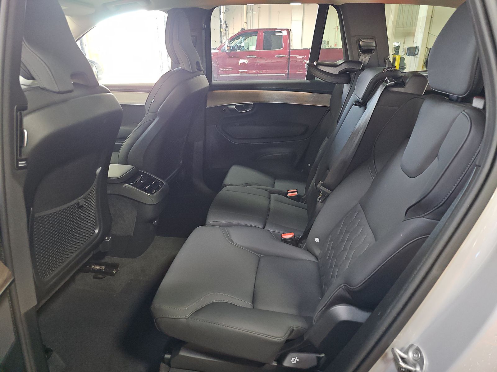 2025 Volvo XC90 B6 Plus AWD