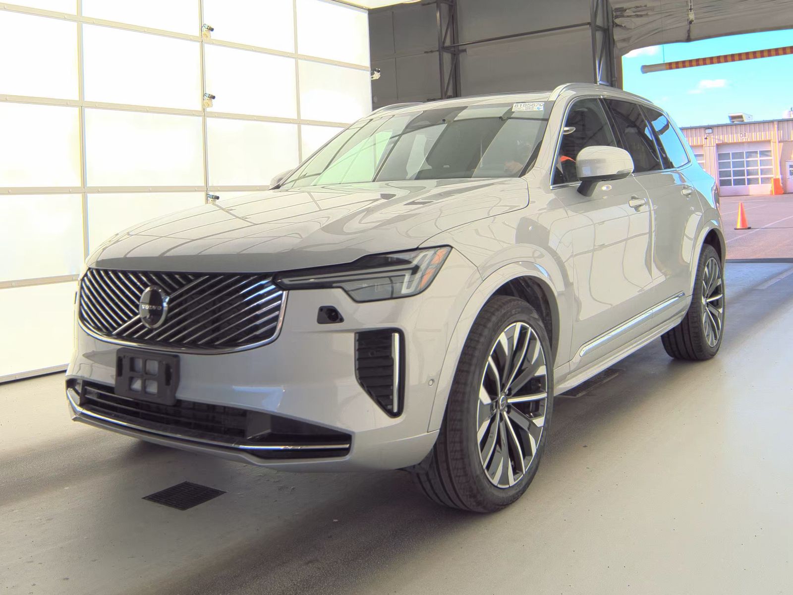 2025 Volvo XC90 B6 Plus AWD