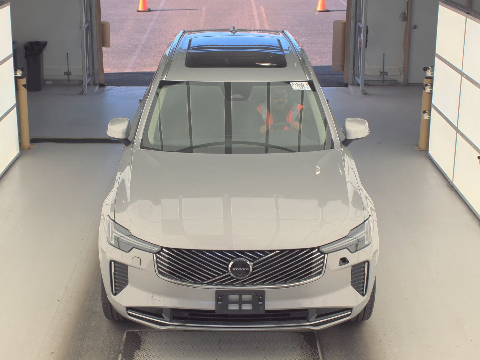 2025 Volvo XC90 B6 Plus AWD