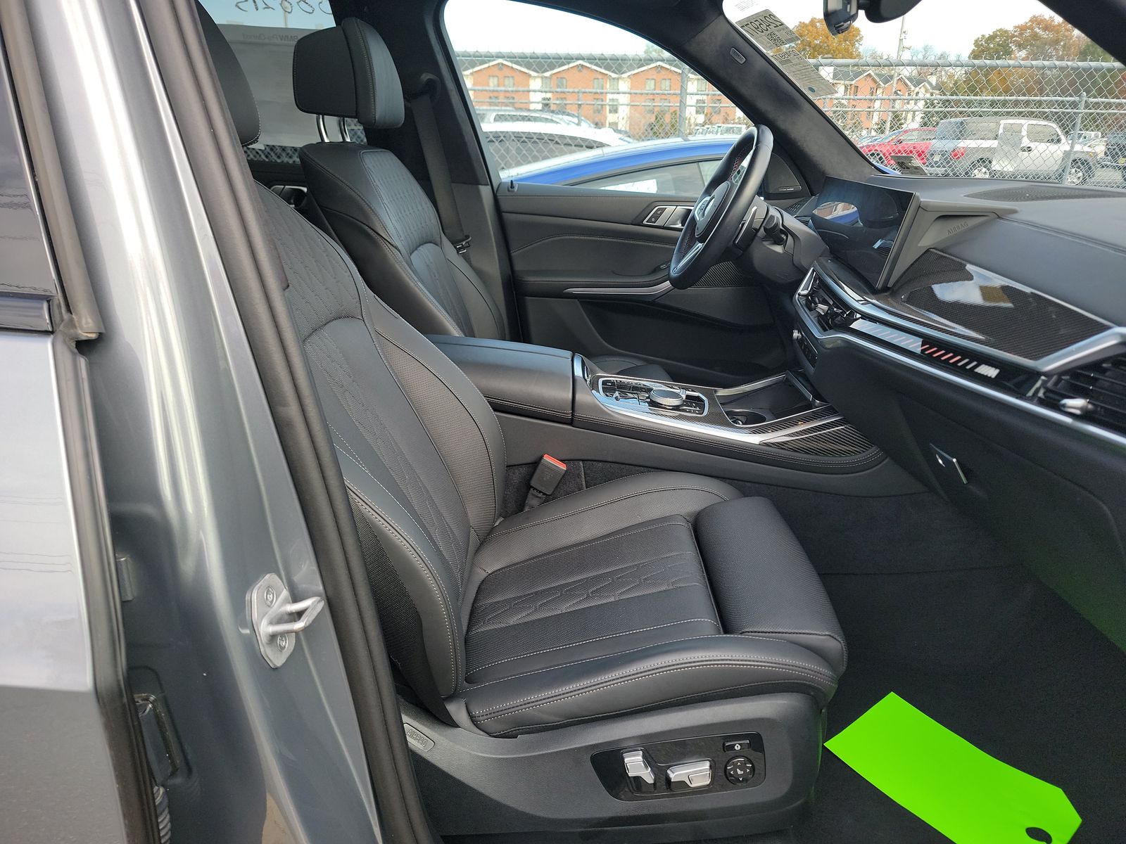 2024 BMW X7 M60i AWD