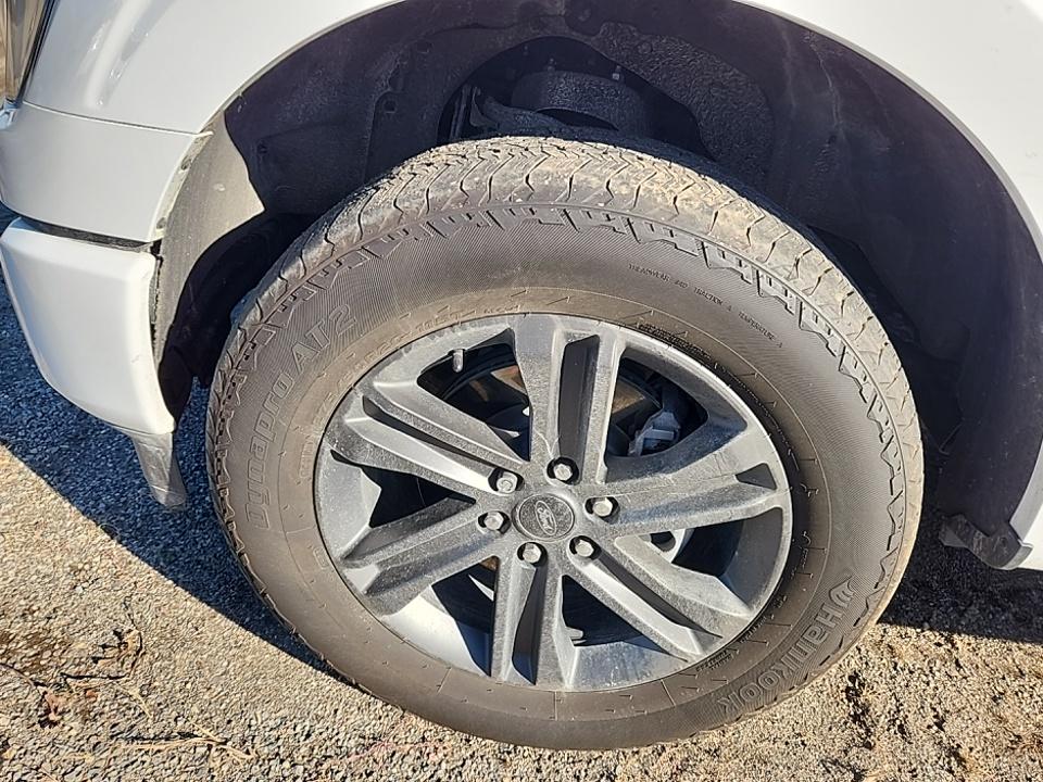 2023 Ford F-150 Lariat AWD