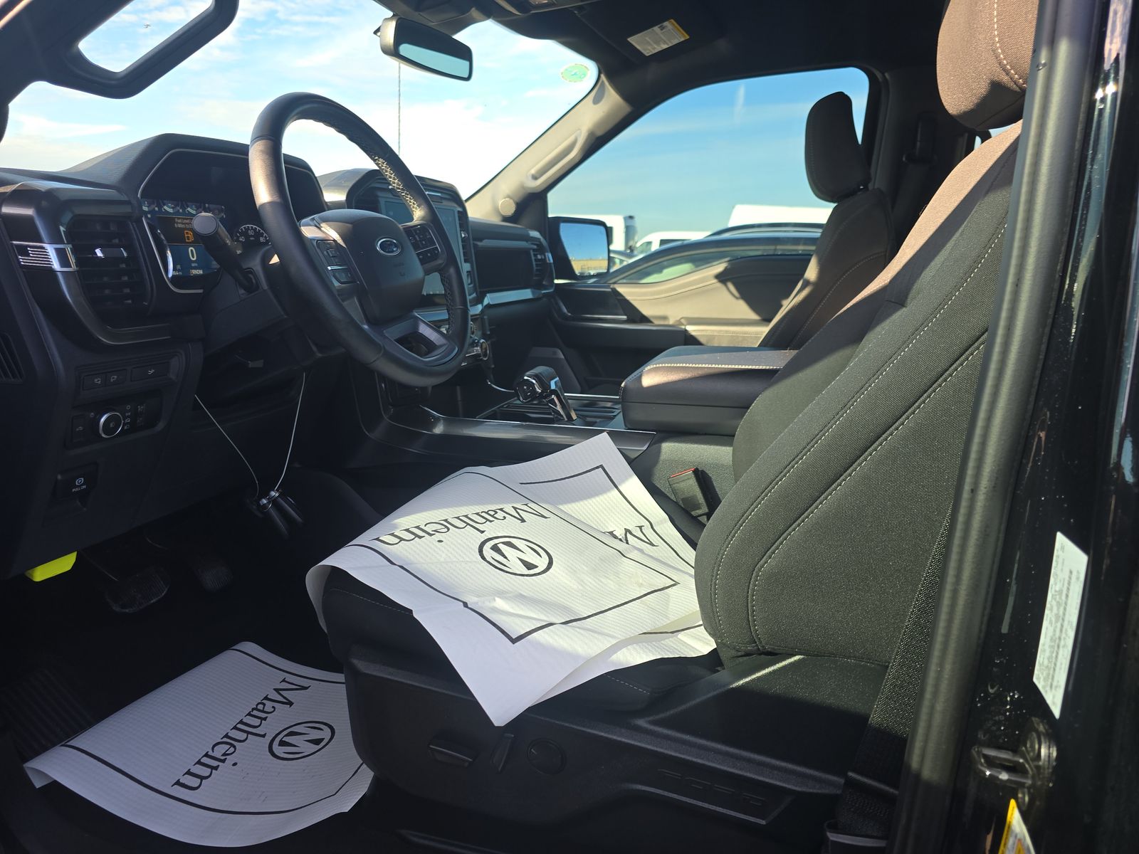 2023 Ford F-150 XLT AWD