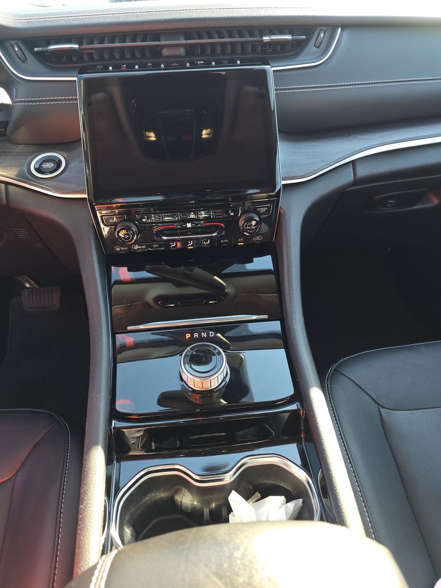 2023 Jeep Grand Cherokee Limited RWD