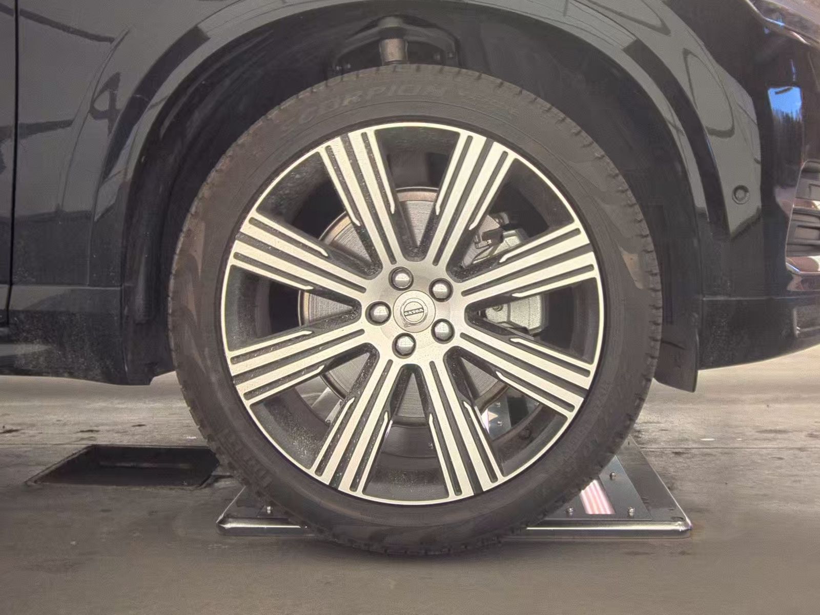 2024 Volvo XC90 B6 Ultimate AWD