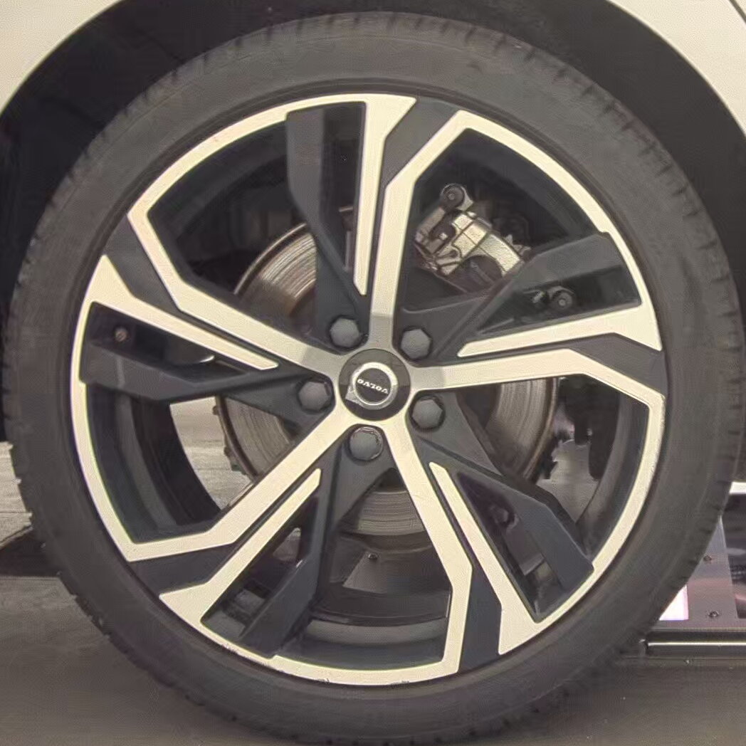 2024 Volvo S60 B5 Plus FWD