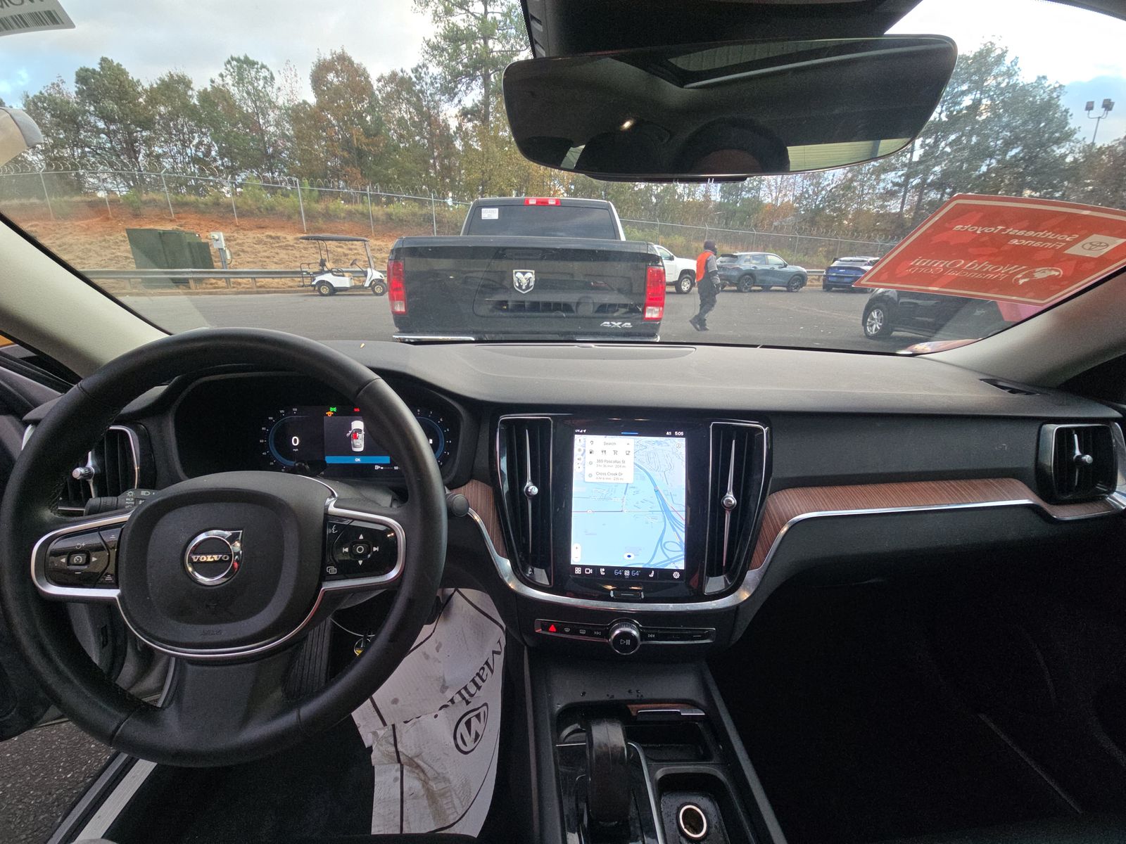 2024 Volvo S60 B5 Plus FWD