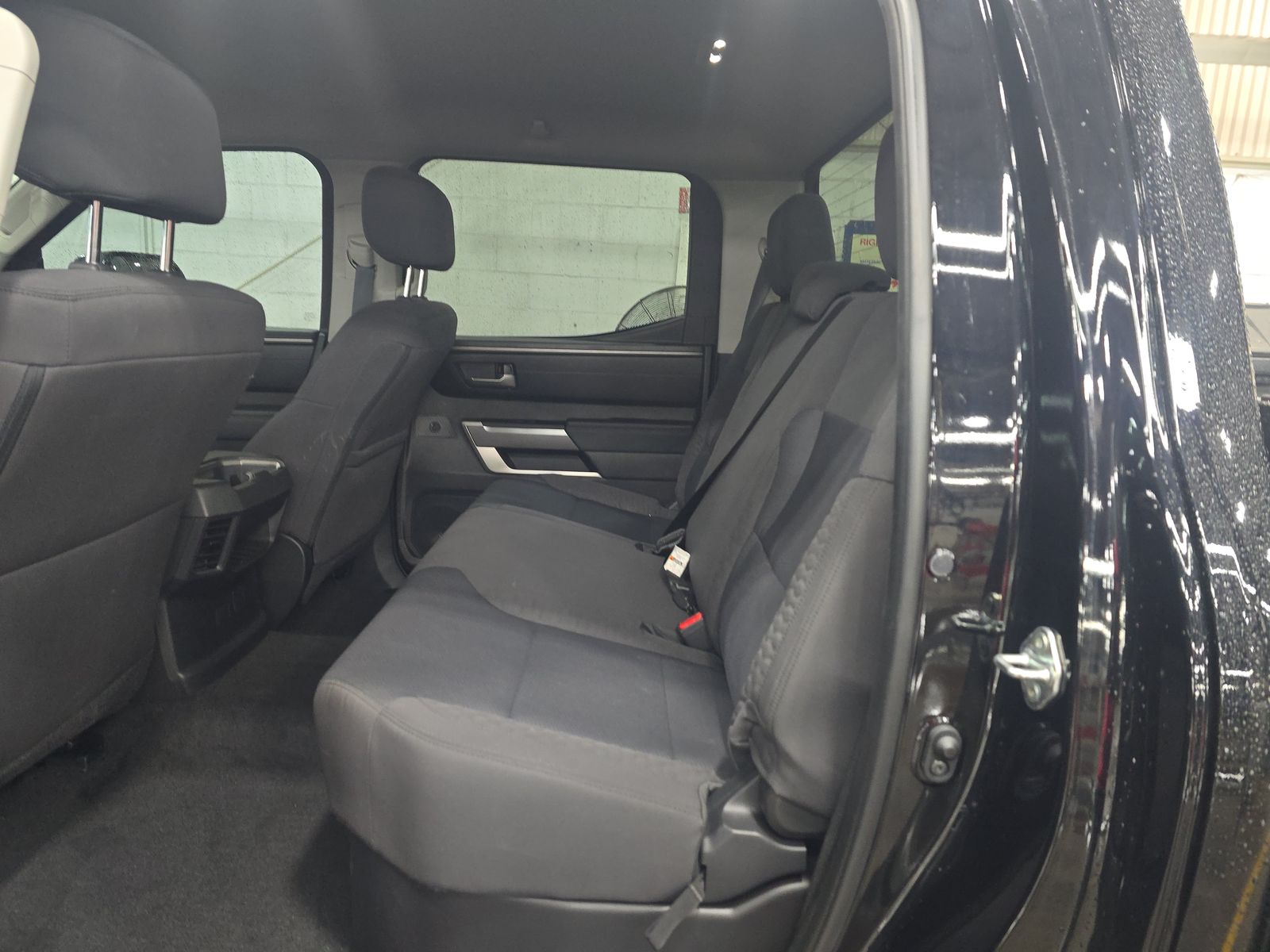 2023 Toyota Tundra SR5 AWD