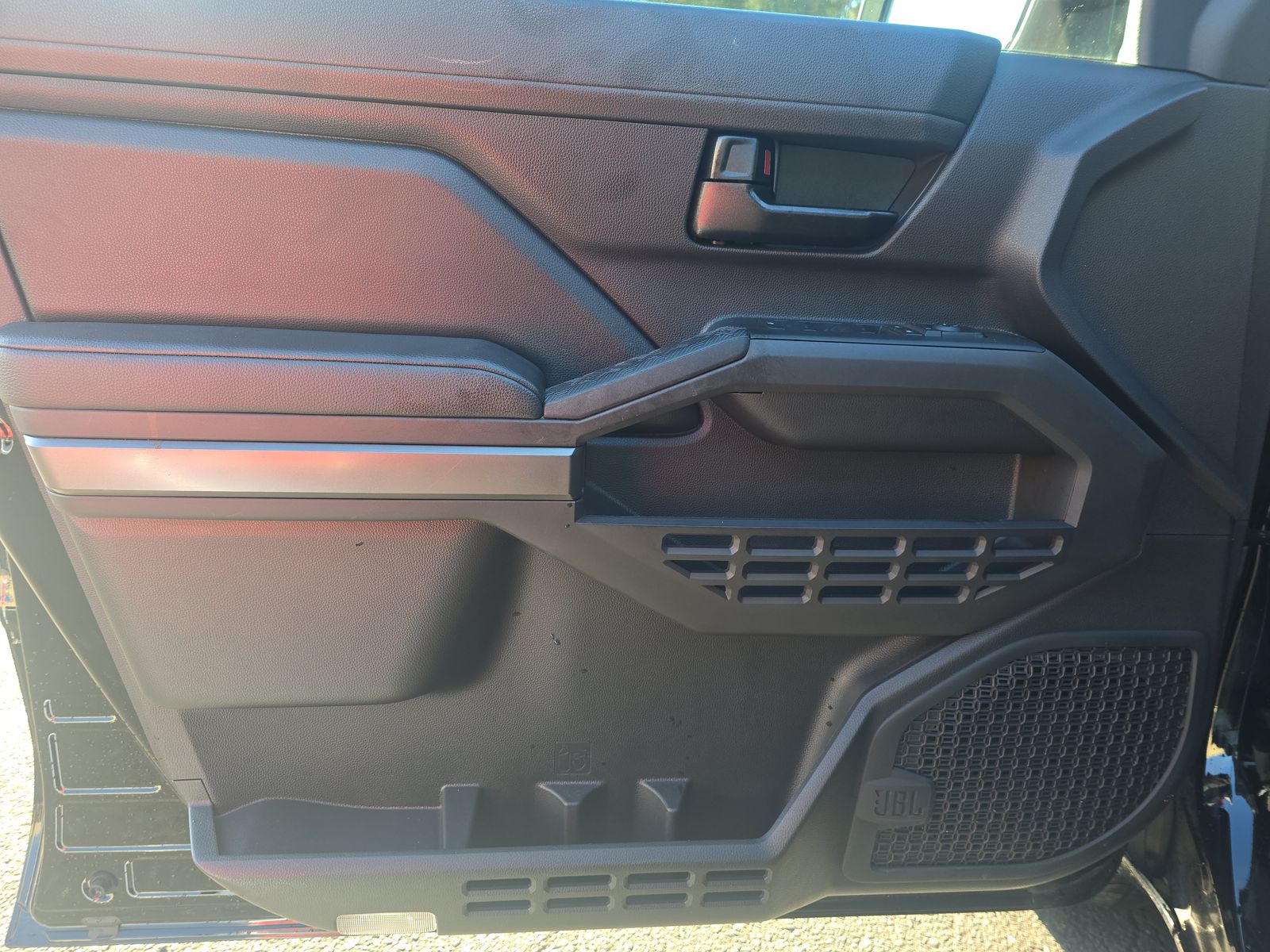 2024 Toyota Tacoma SR5 RWD