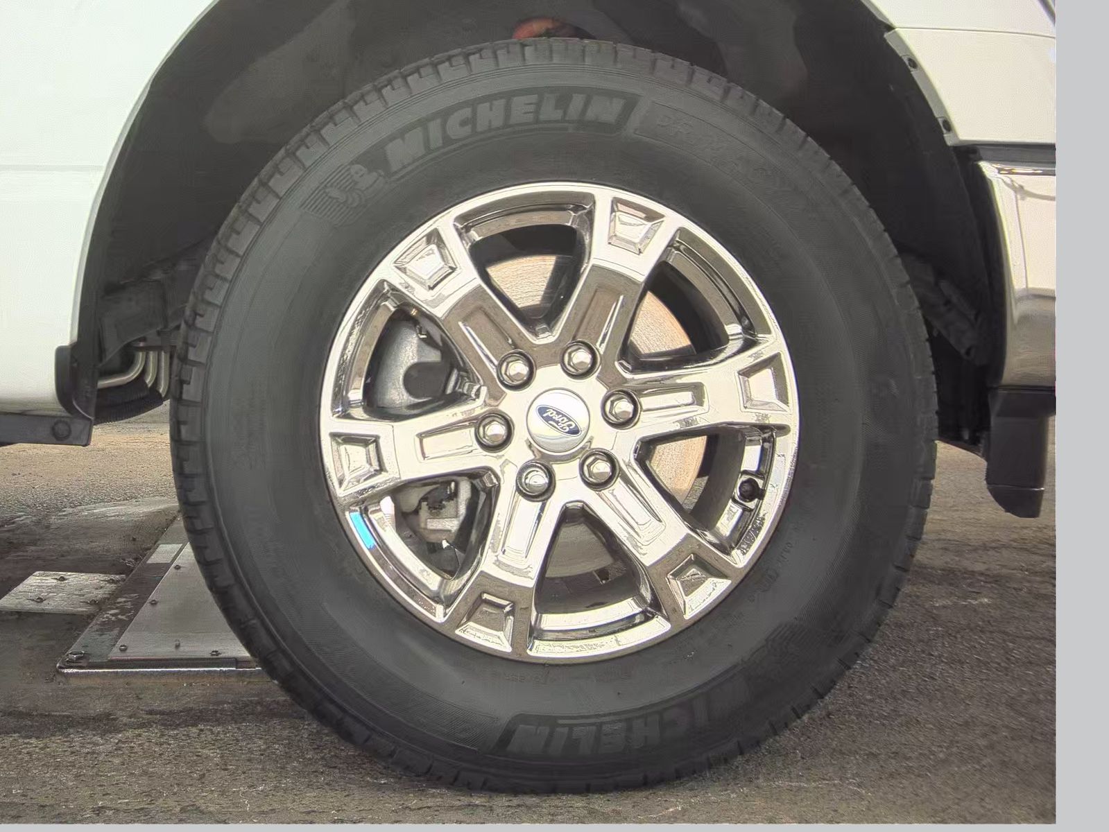 2023 Ford F-150 Hybrid XLT AWD