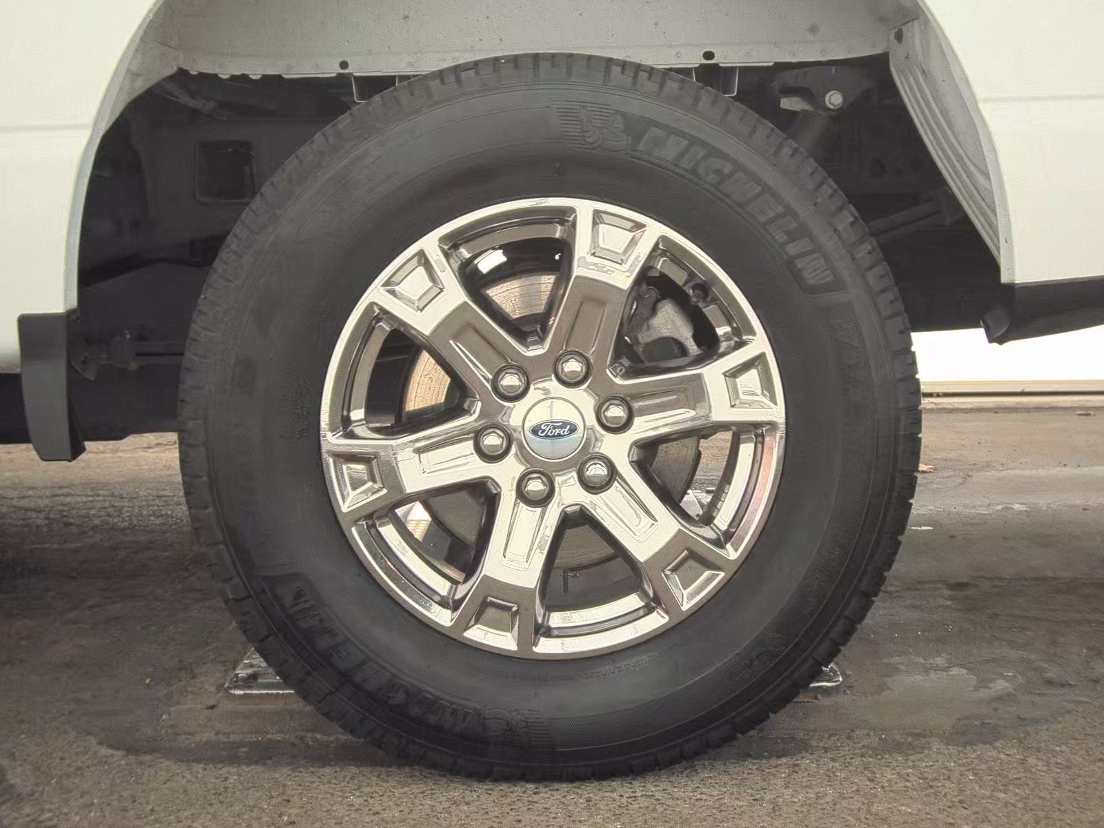 2023 Ford F-150 Hybrid XLT AWD