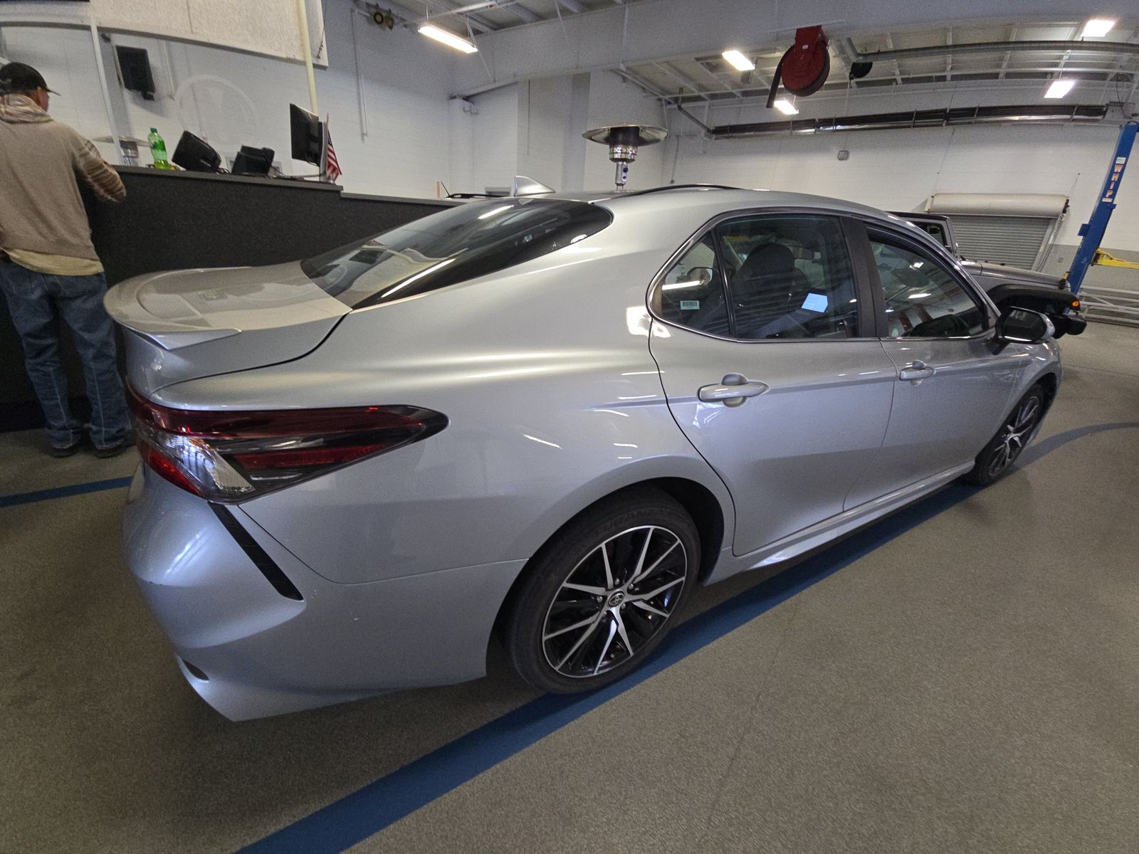 2024 Toyota Camry SE FWD