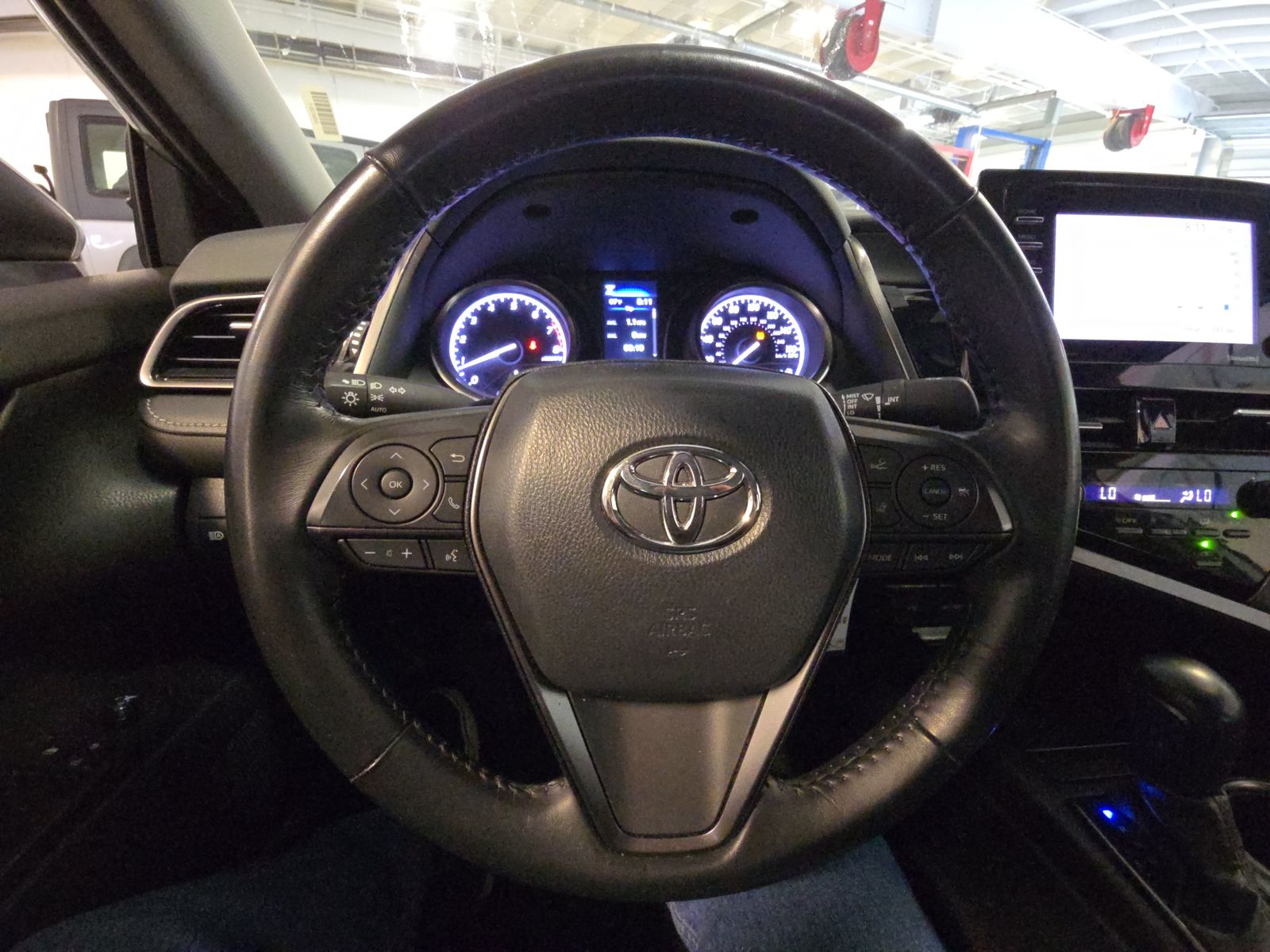 2024 Toyota Camry SE FWD