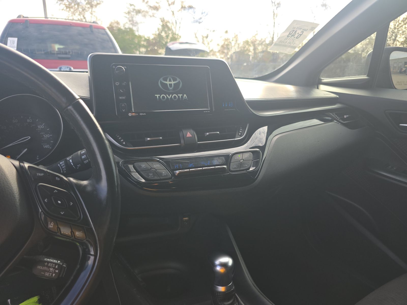 2018 Toyota C-HR XLE FWD