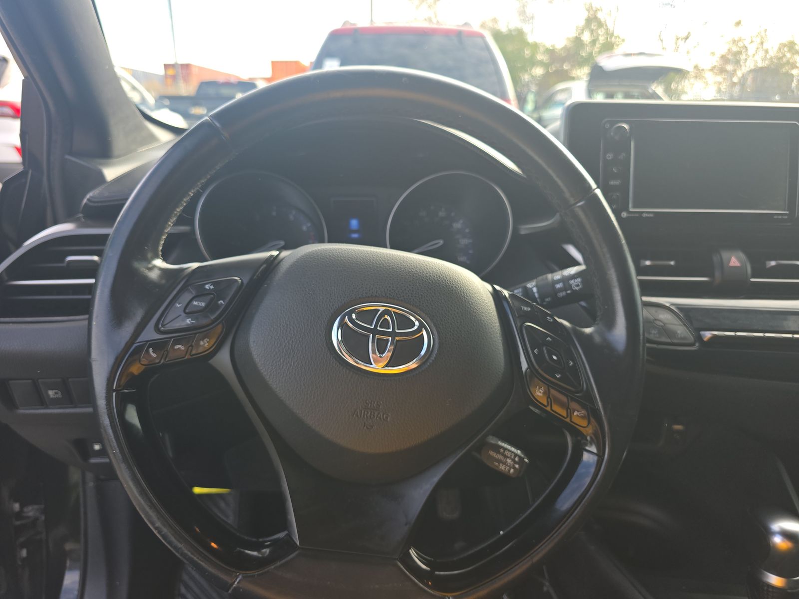 2018 Toyota C-HR XLE FWD