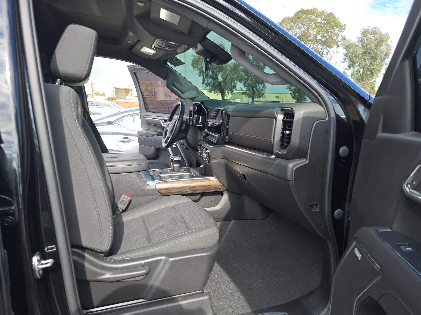 2023 Chevrolet Silverado 1500 RST RWD