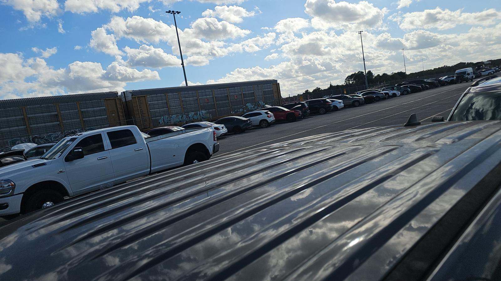 2023 Ford Explorer Base RWD