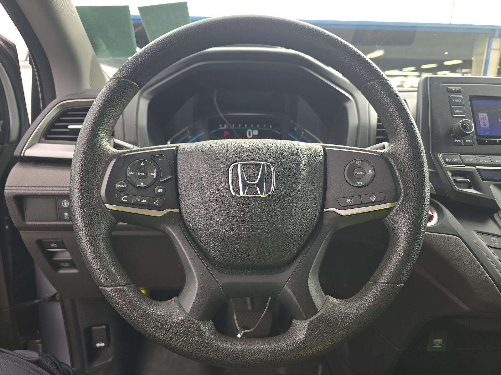 2022 Honda Odyssey LX FWD