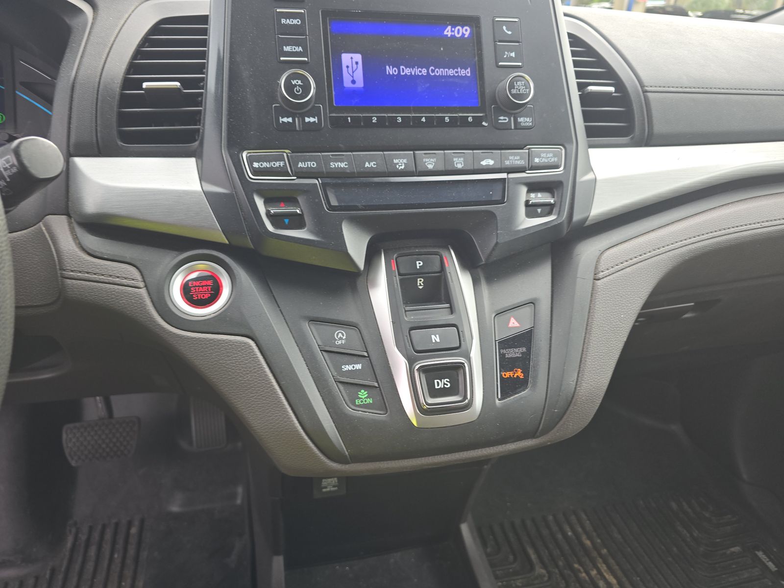 2022 Honda Odyssey LX FWD