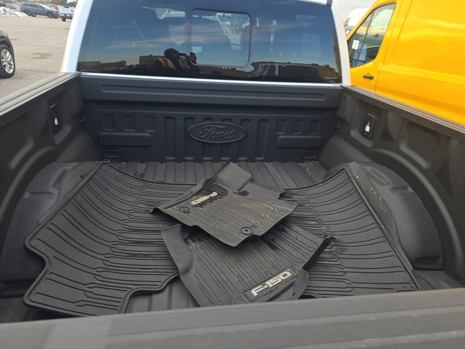 2023 Ford F-150 Lariat AWD