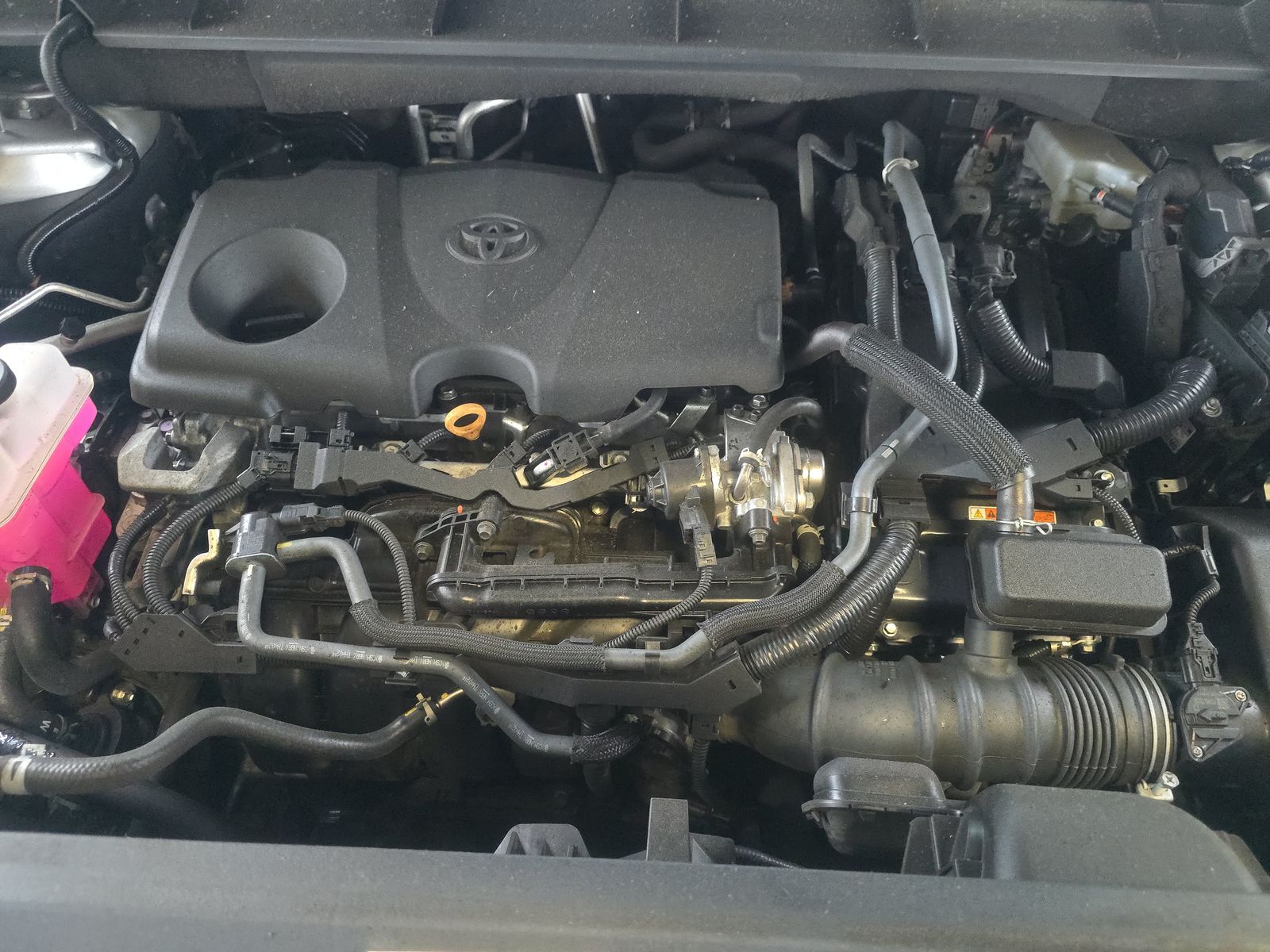 2023 Toyota Highlander Hybrid XLE FWD