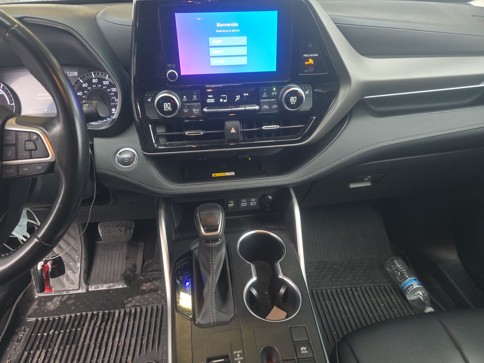 2023 Toyota Highlander Hybrid XLE FWD