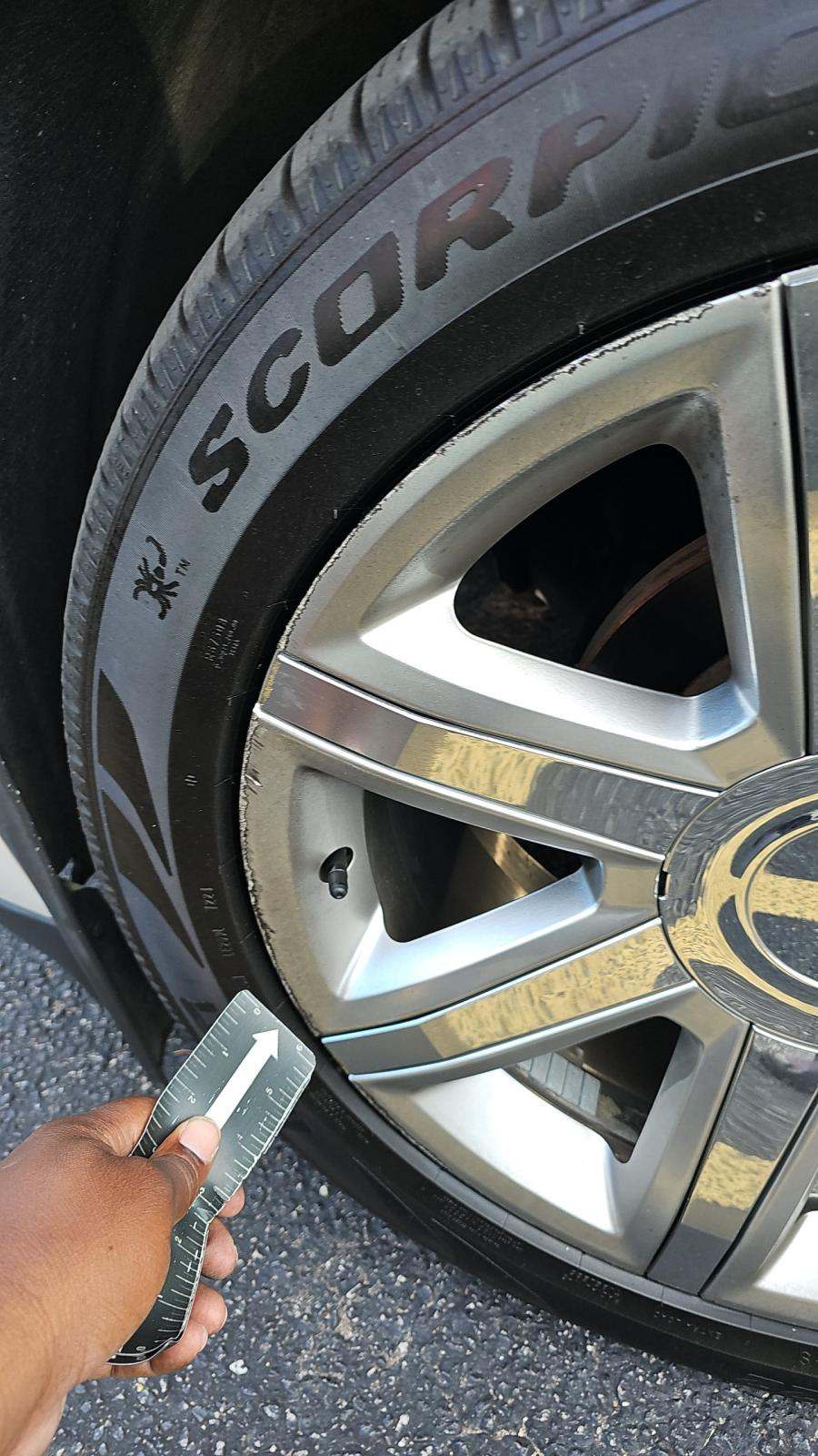 2017 Cadillac Escalade ESV Premium Luxury AWD