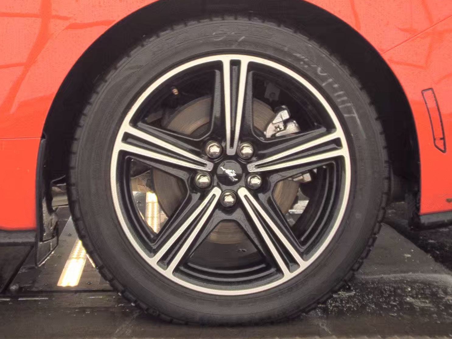 2024 Ford Mustang EcoBoost RWD