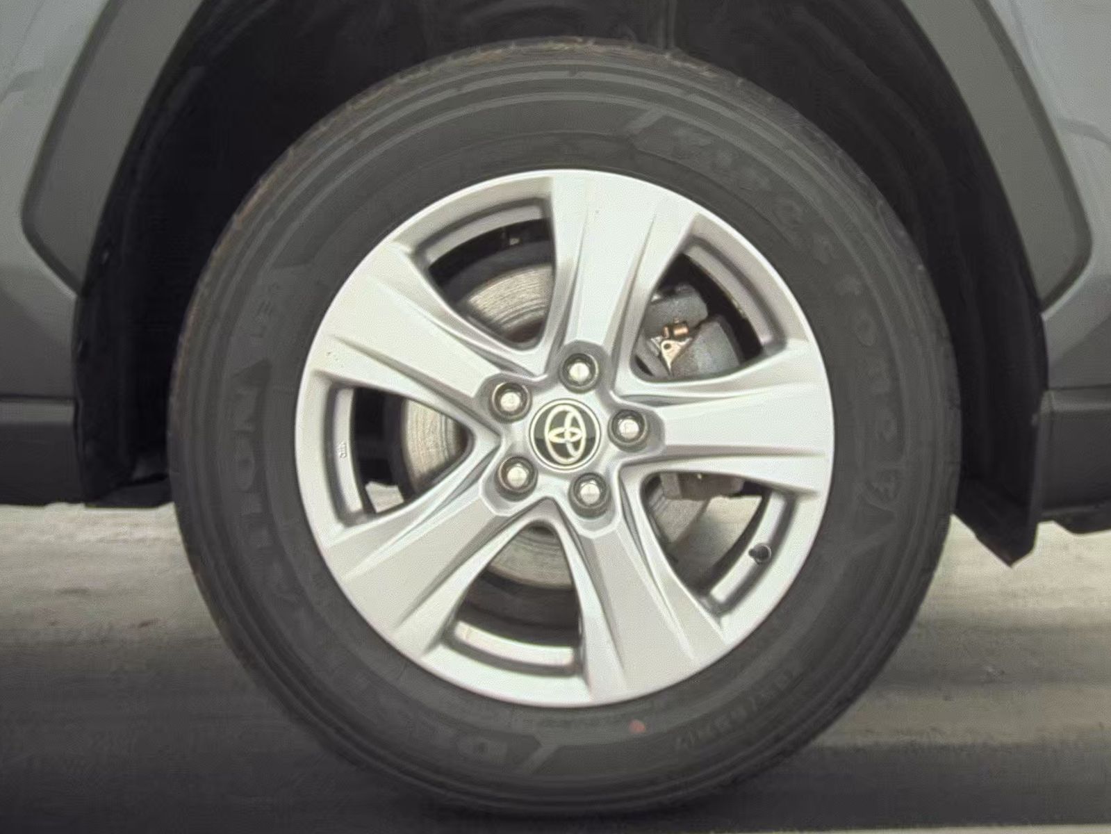 2023 Toyota RAV4 XLE FWD