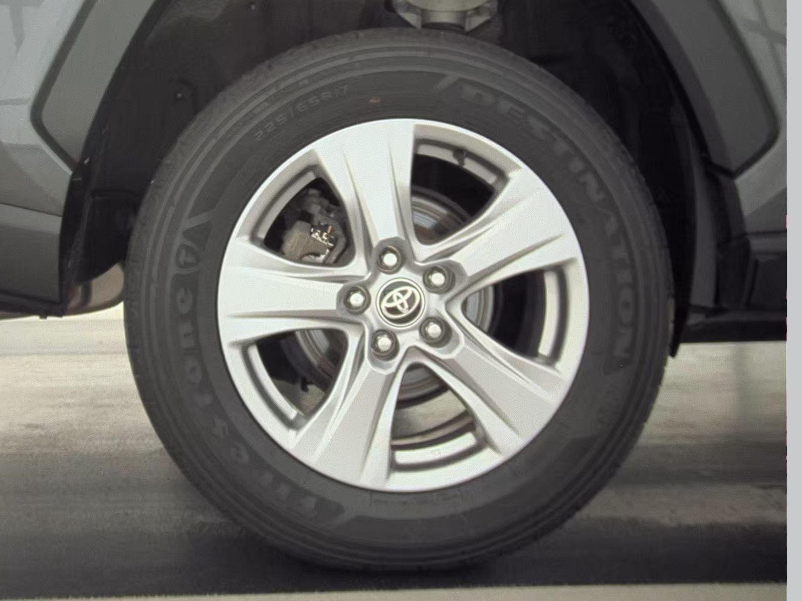 2023 Toyota RAV4 XLE FWD