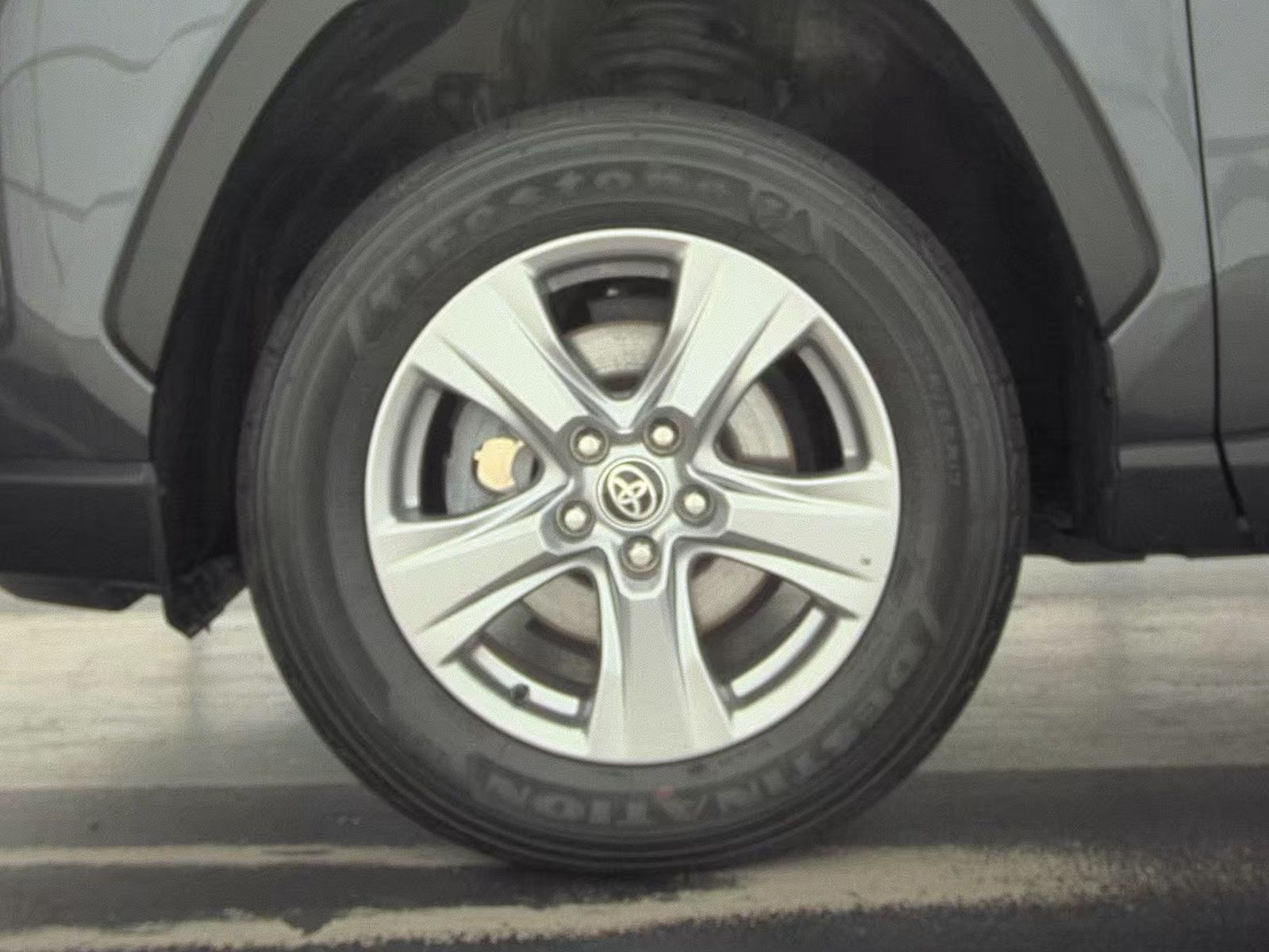 2023 Toyota RAV4 XLE FWD