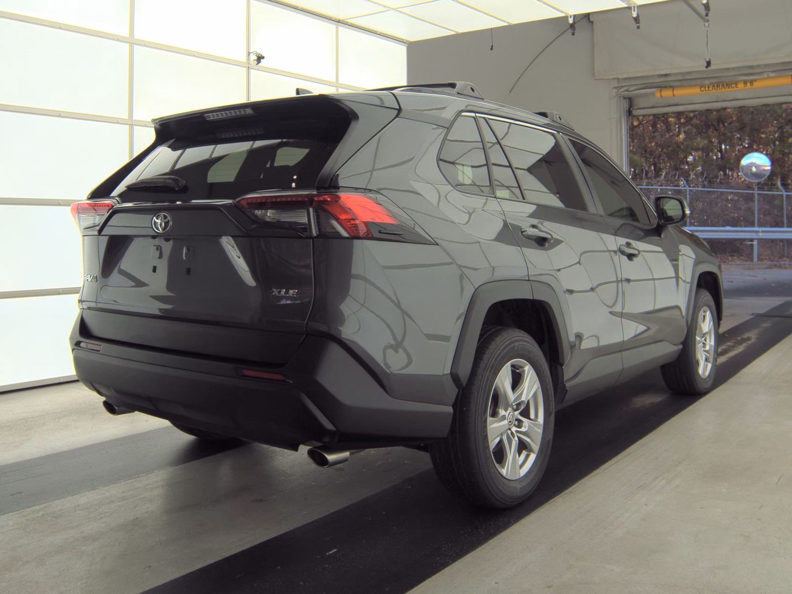 2023 Toyota RAV4 XLE FWD