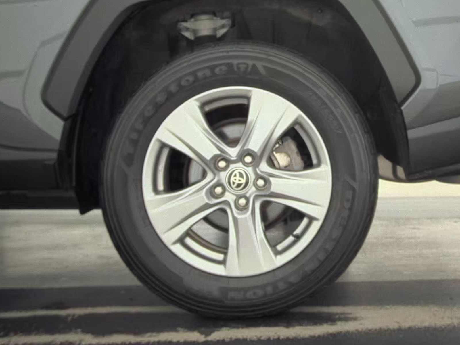 2023 Toyota RAV4 XLE FWD