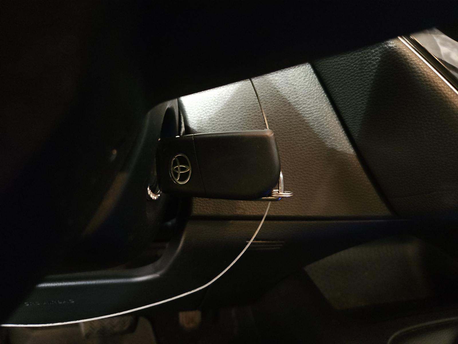 2020 Toyota Corolla LE FWD