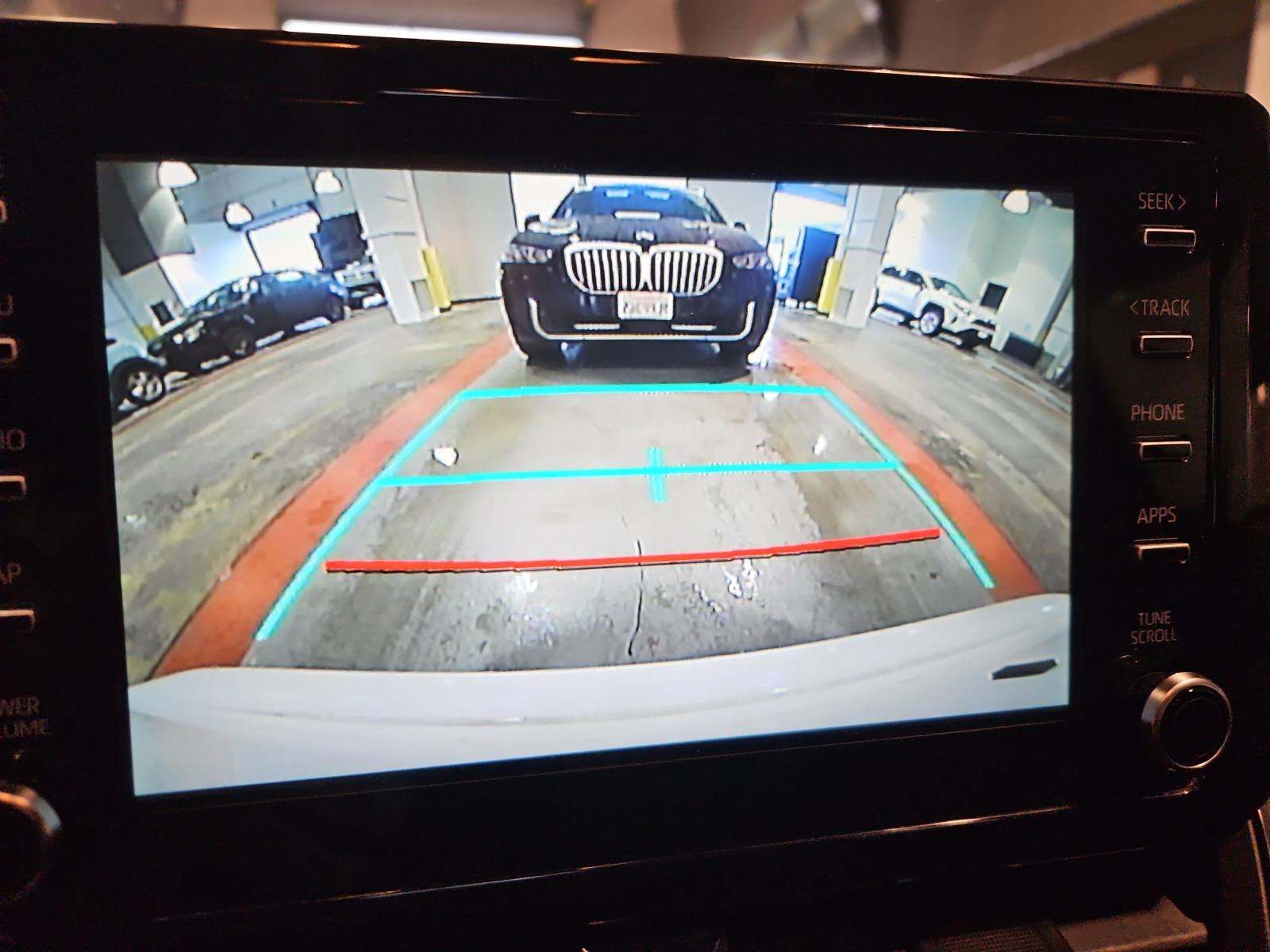 2020 Toyota Corolla LE FWD