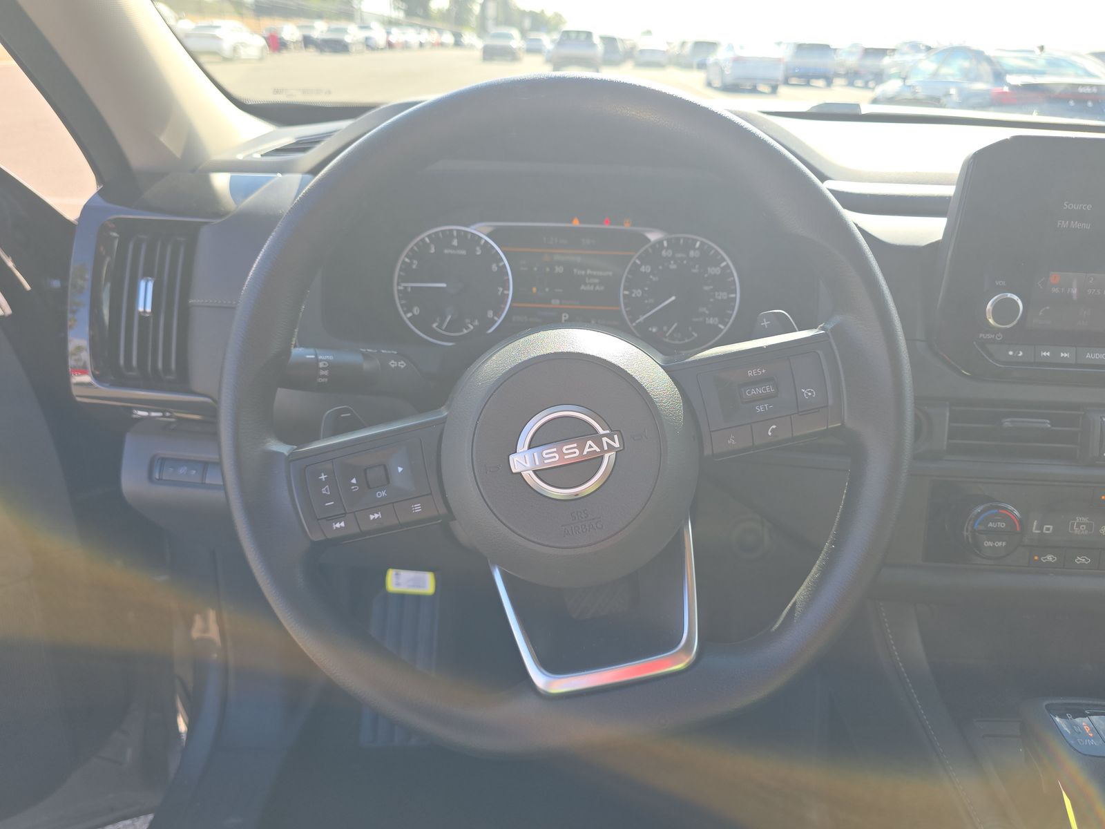 2025 Nissan Pathfinder S FWD