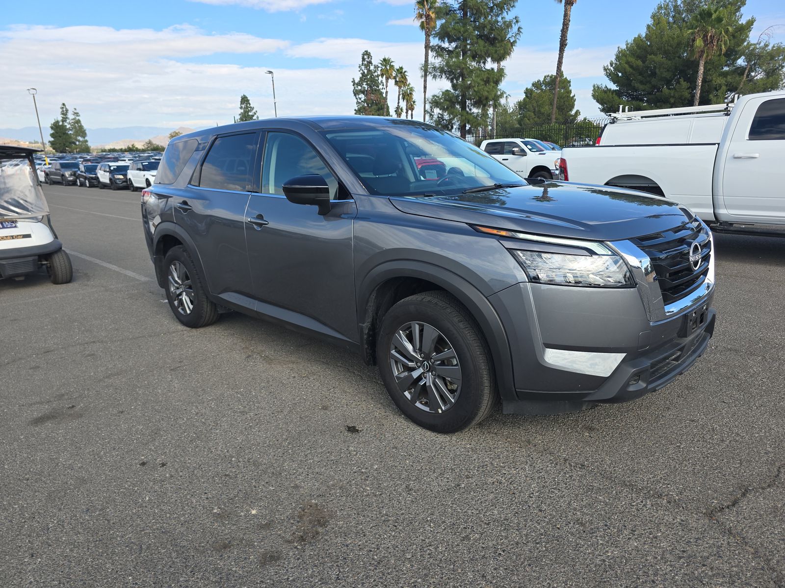 2025 Nissan Pathfinder S FWD