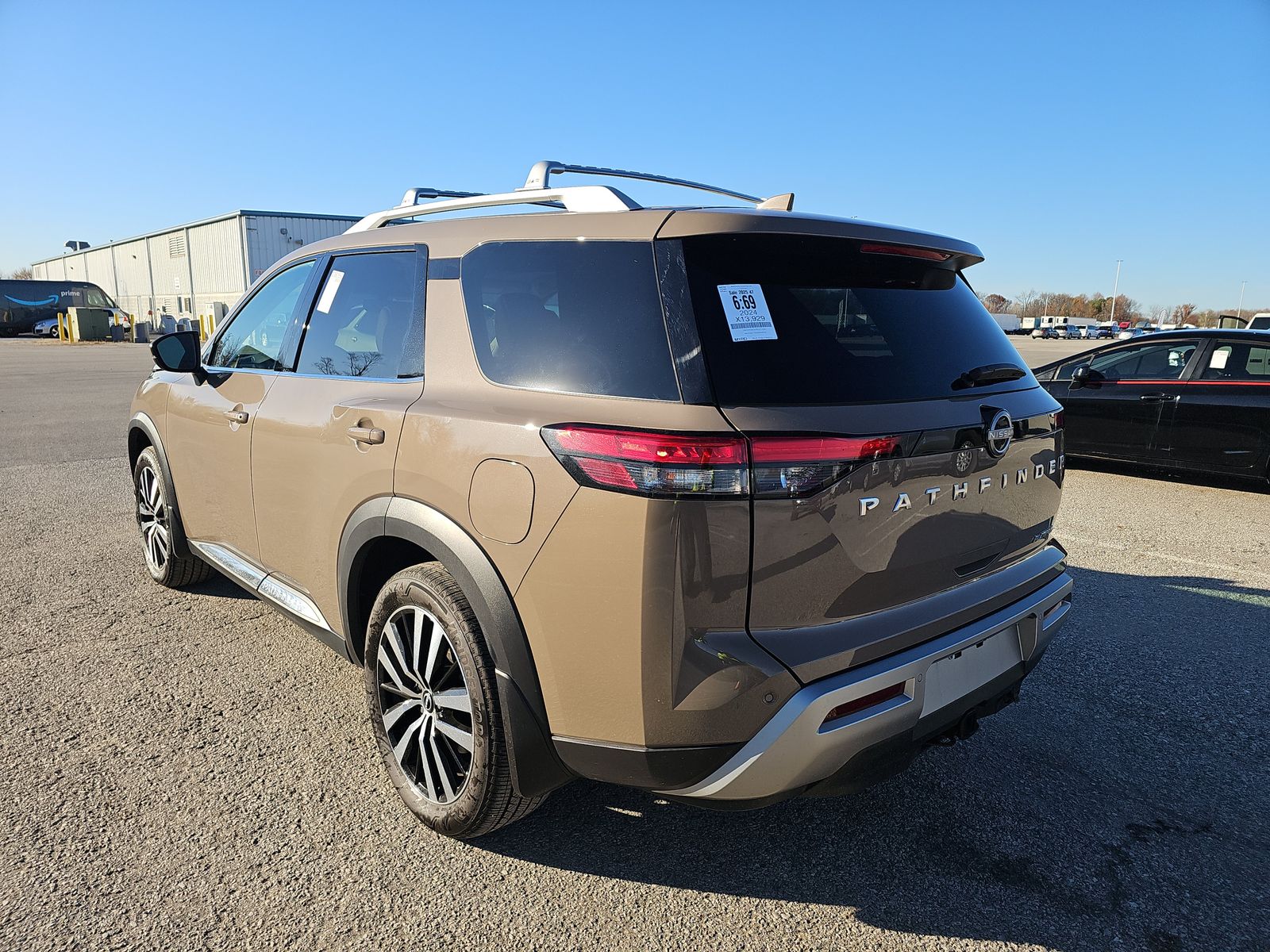 2024 Nissan Pathfinder Platinum FWD