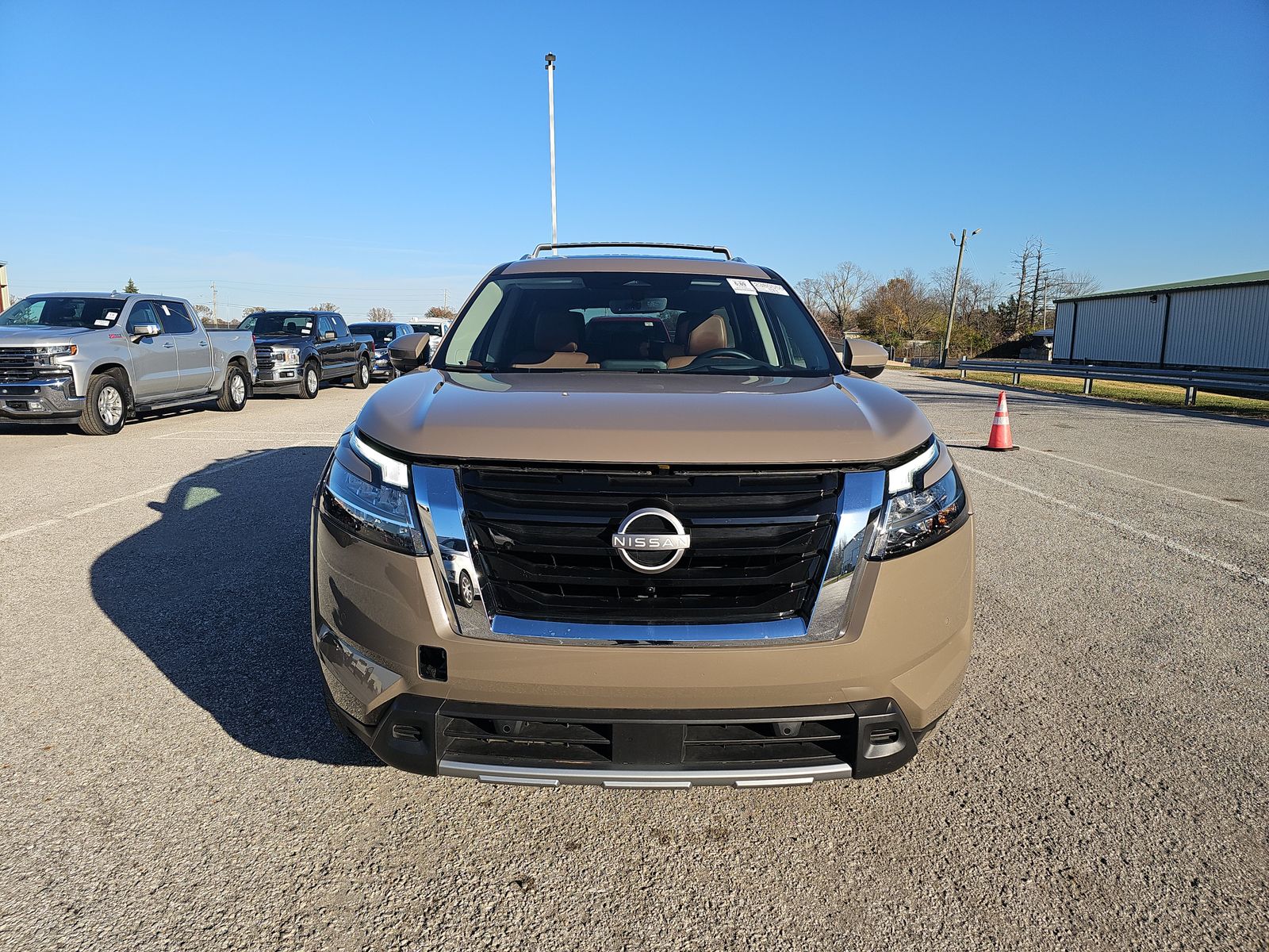 2024 Nissan Pathfinder Platinum FWD