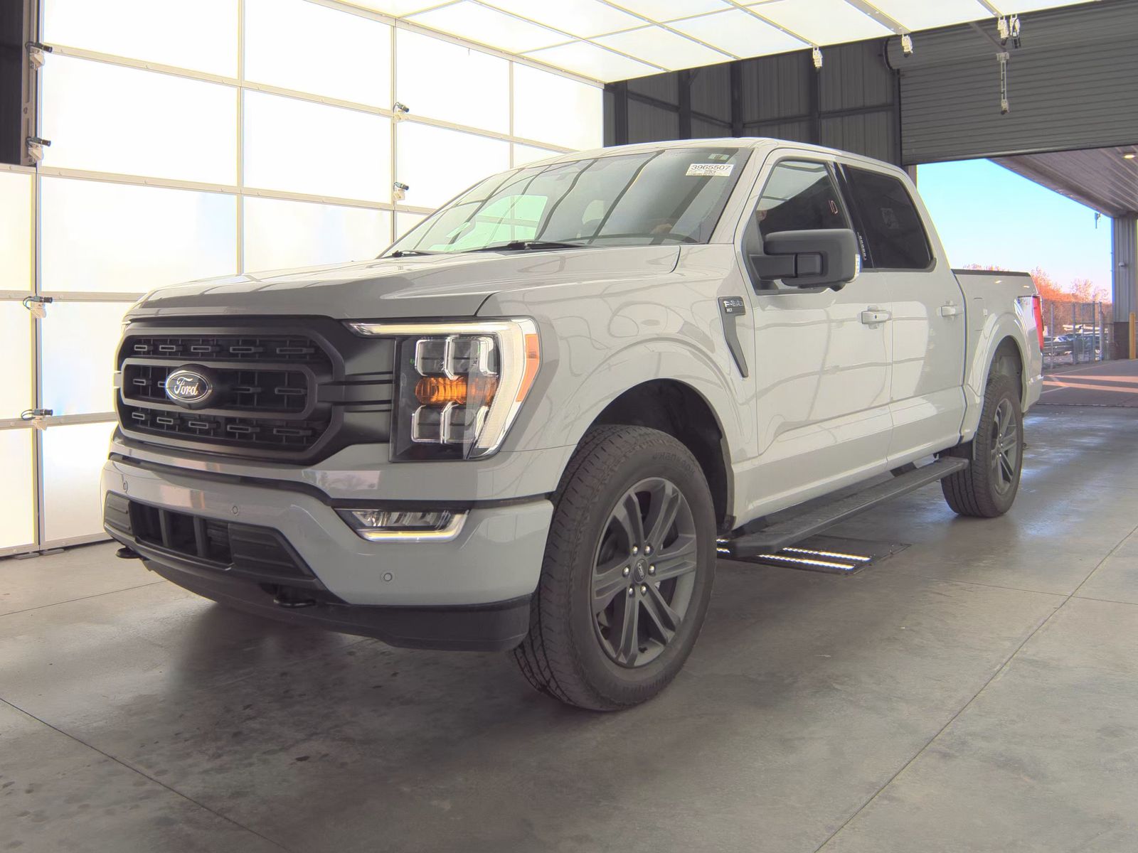 2023 Ford F-150 XLT AWD