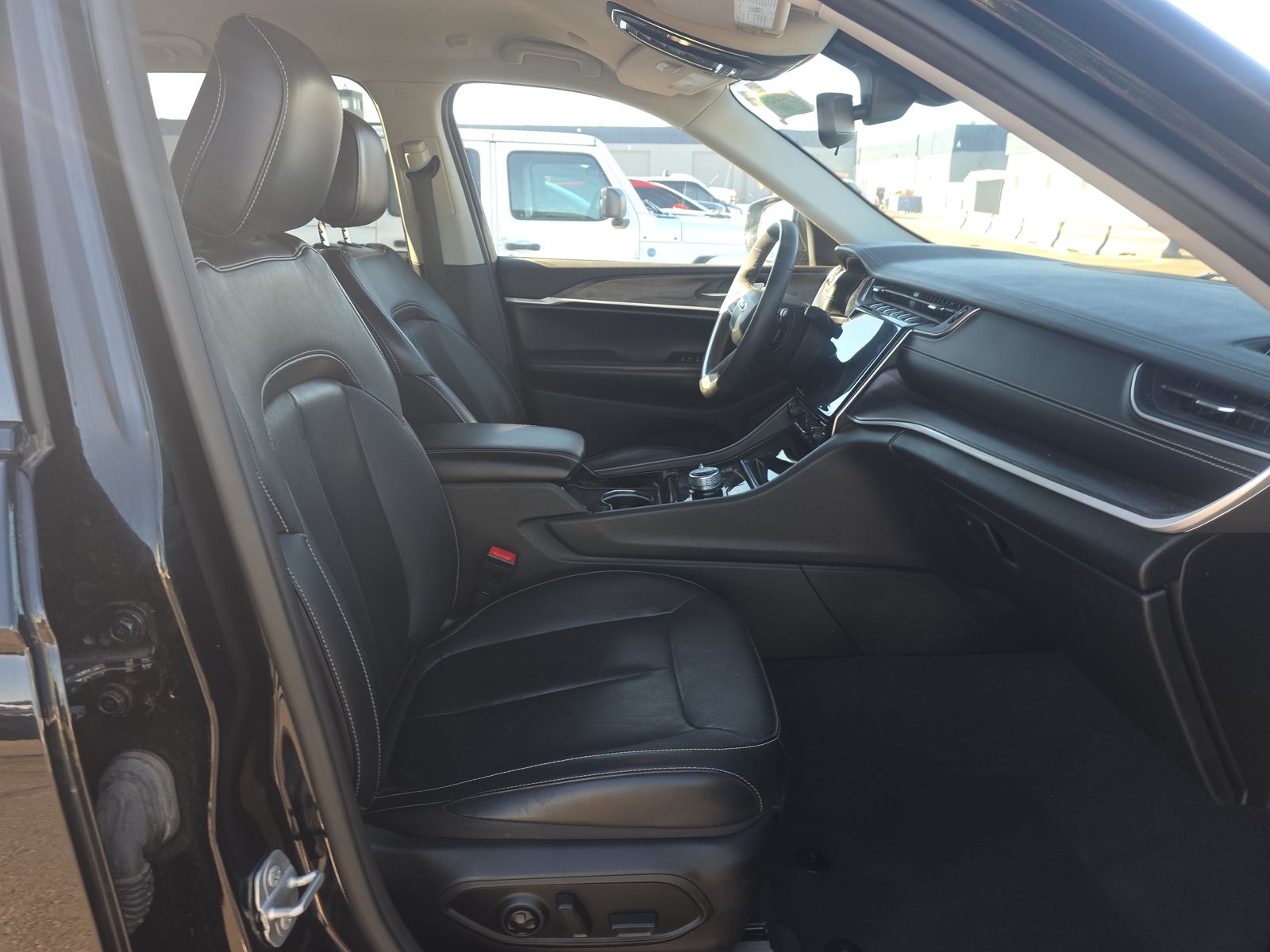 2023 Jeep Grand Cherokee Limited AWD